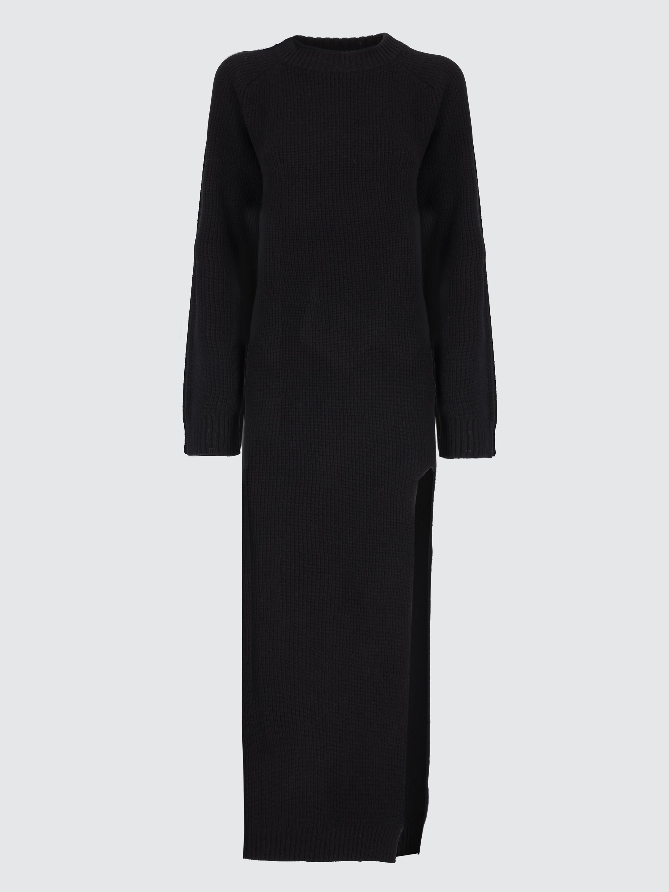 Knit dress with side slit